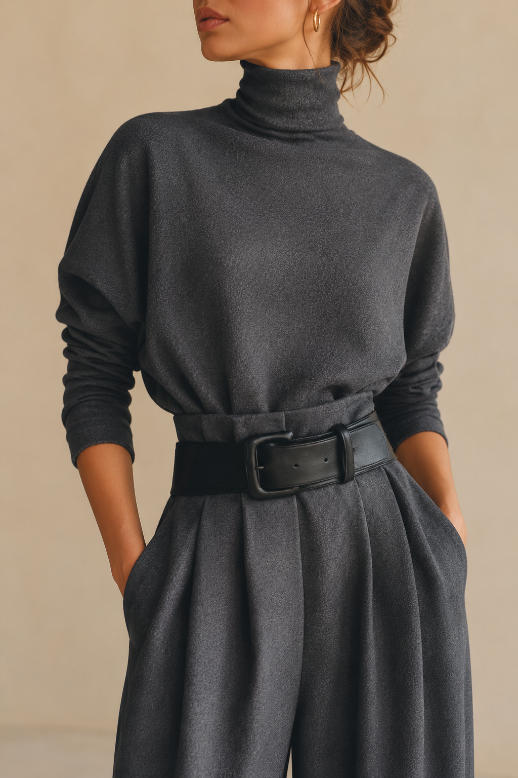 VERGARA | CONJUNTO DE CUELLO ALTO Y PANTALÓN PALAZZO