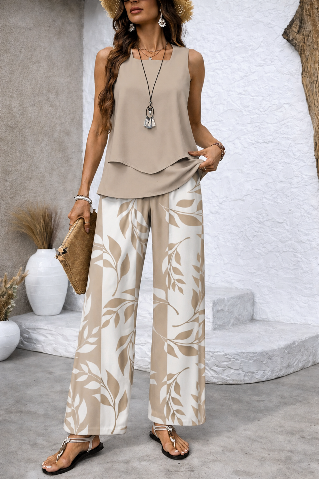 ERNESTINA™ | CONJUNTO NATURAL BLUSA BEIGE Y PANTALÓN BOTÁNICO