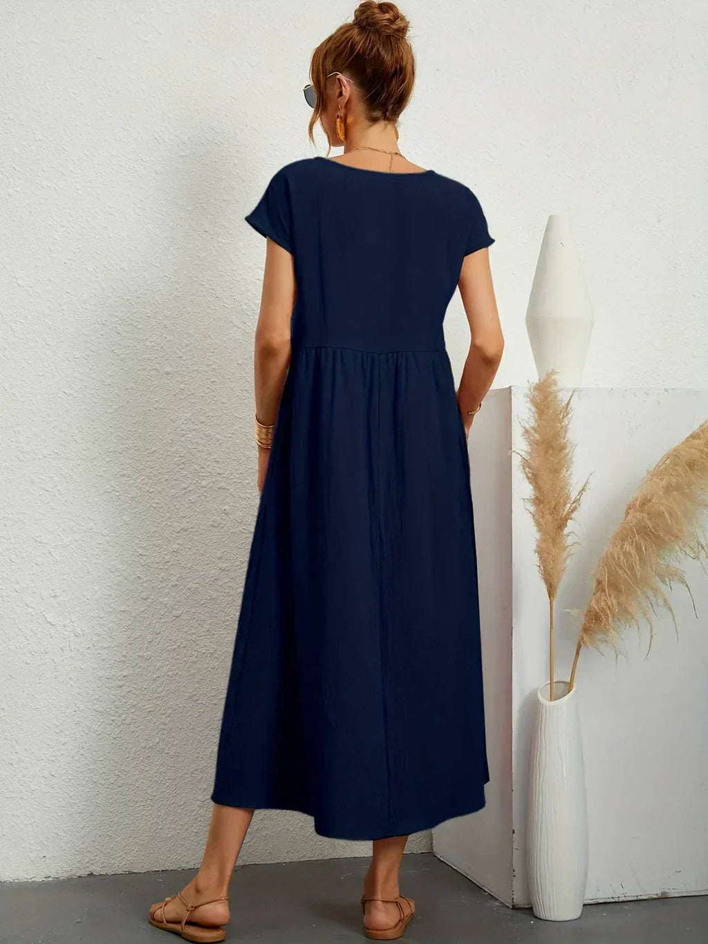 MARIETTA | VESTIDO FLUIDO CON ELEGANCIA ATEMPORAL