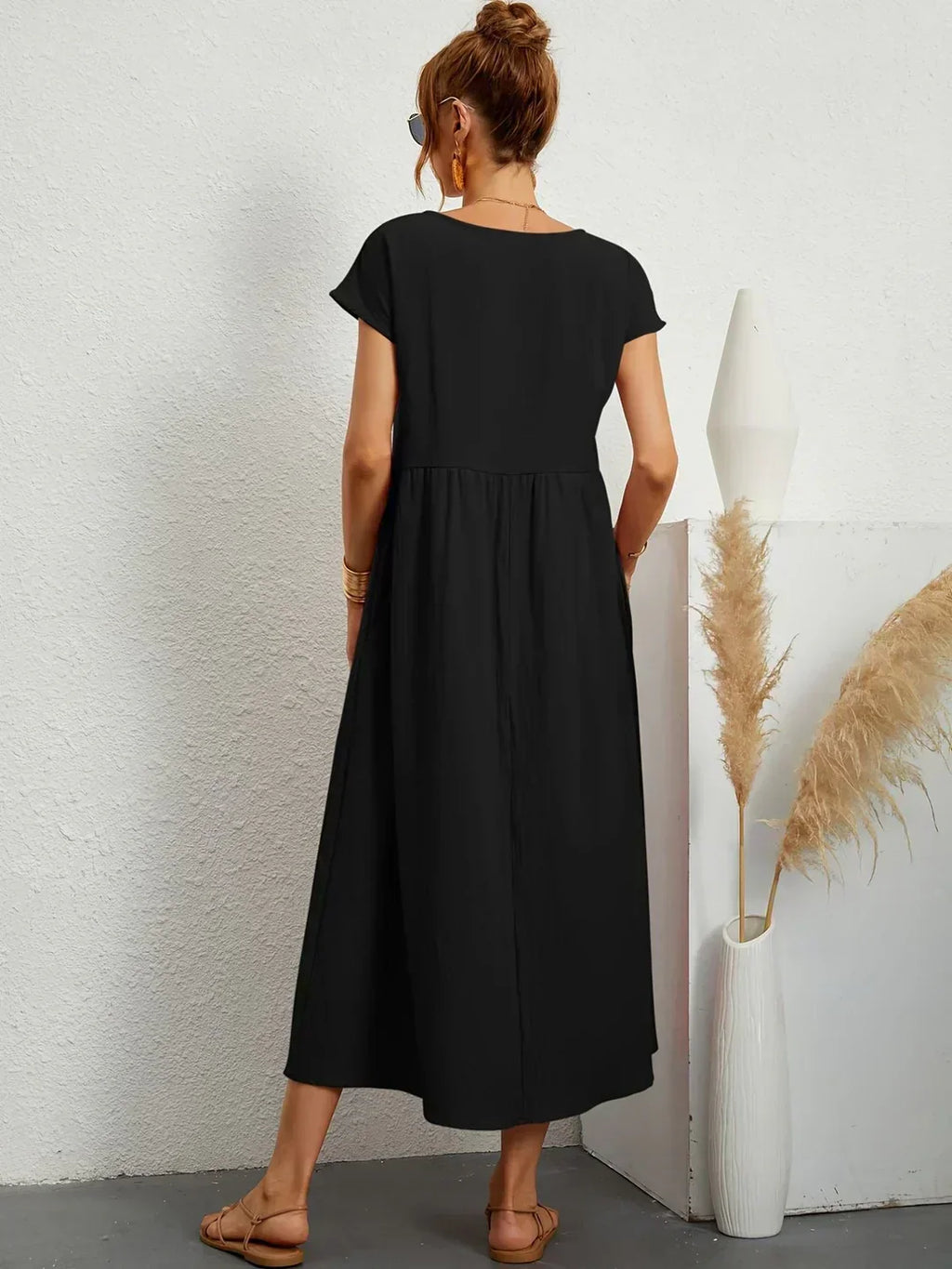 MARIETTA | VESTIDO FLUIDO CON ELEGANCIA ATEMPORAL