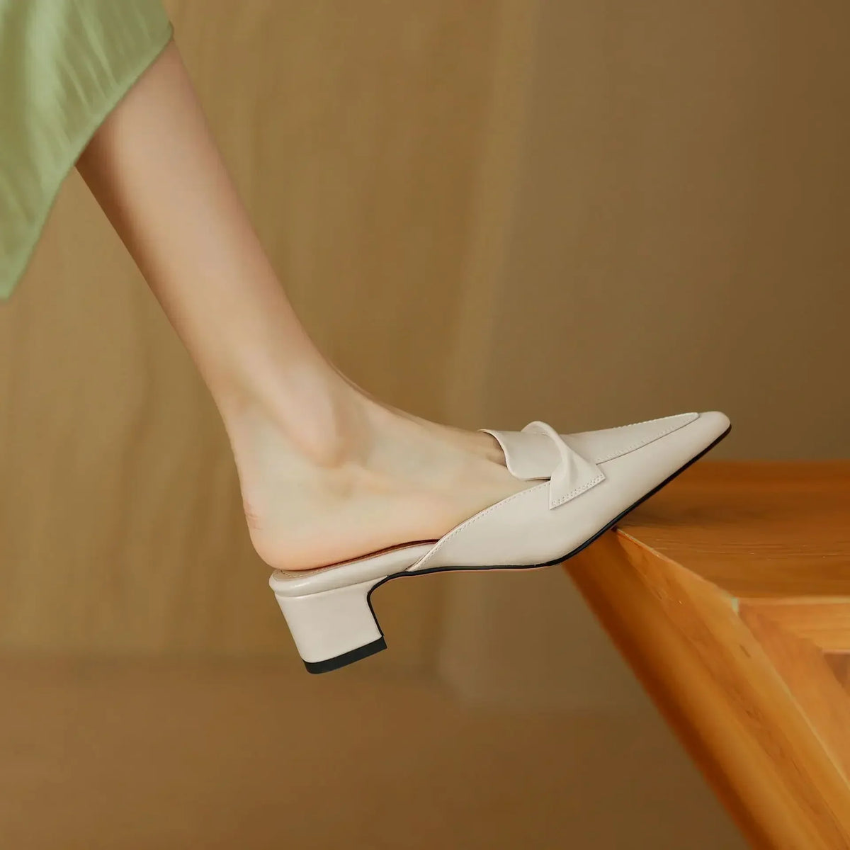 Alaya | Mules de Piel Genuina