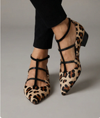 BRIDGET | ZAPATOS DE TACÓN CON CORREA DE LEOPARDO