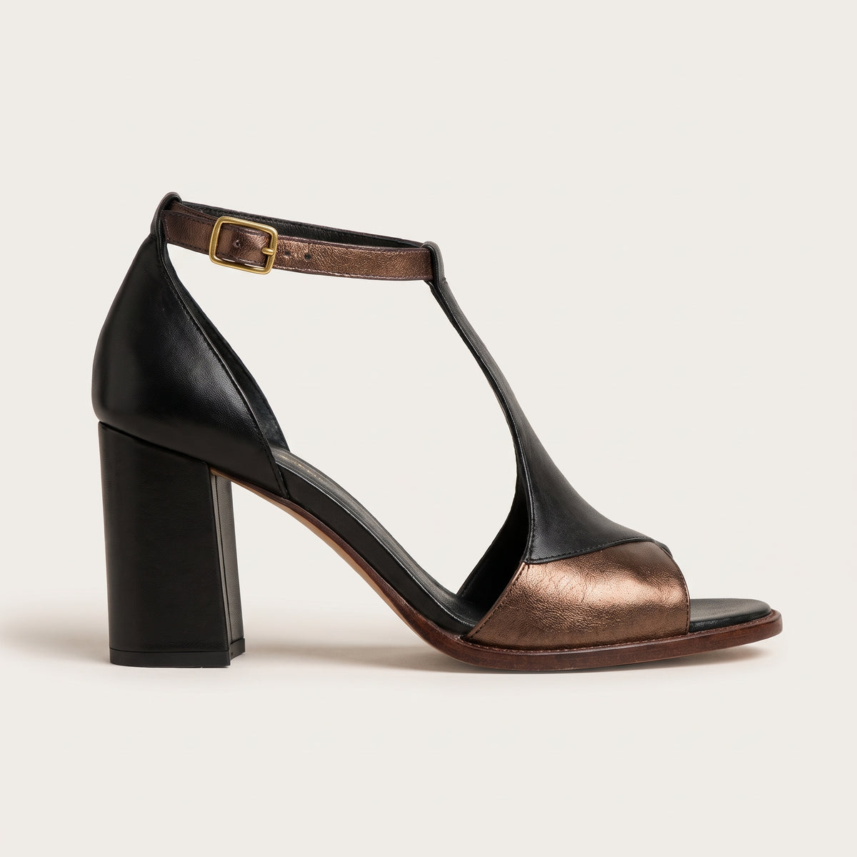 IMPERIA™ | CUERO MINIMALISTAS