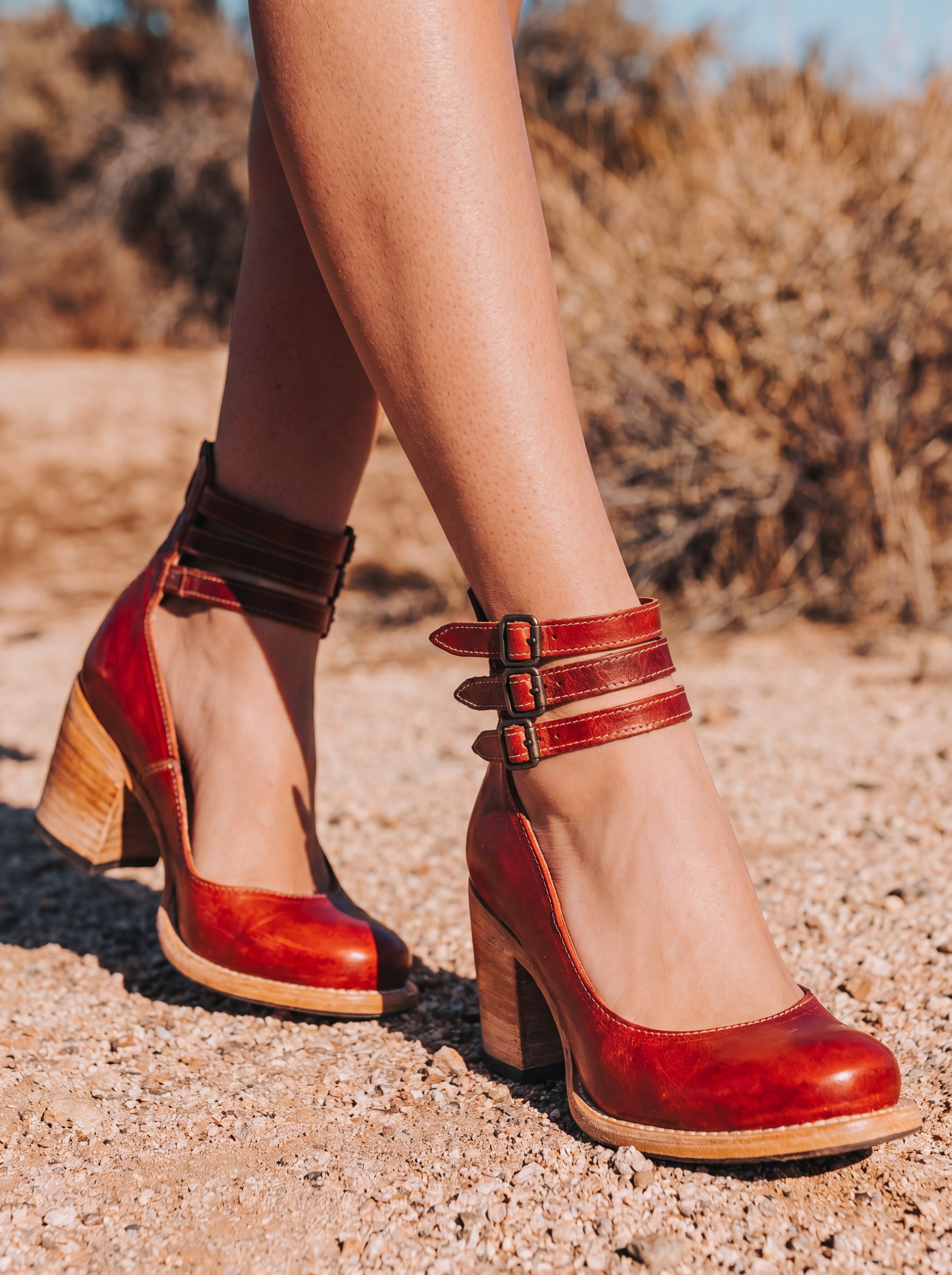 TÚNEZ™ | ZAPATO DE TACÓN CONTEMPORÁNEO