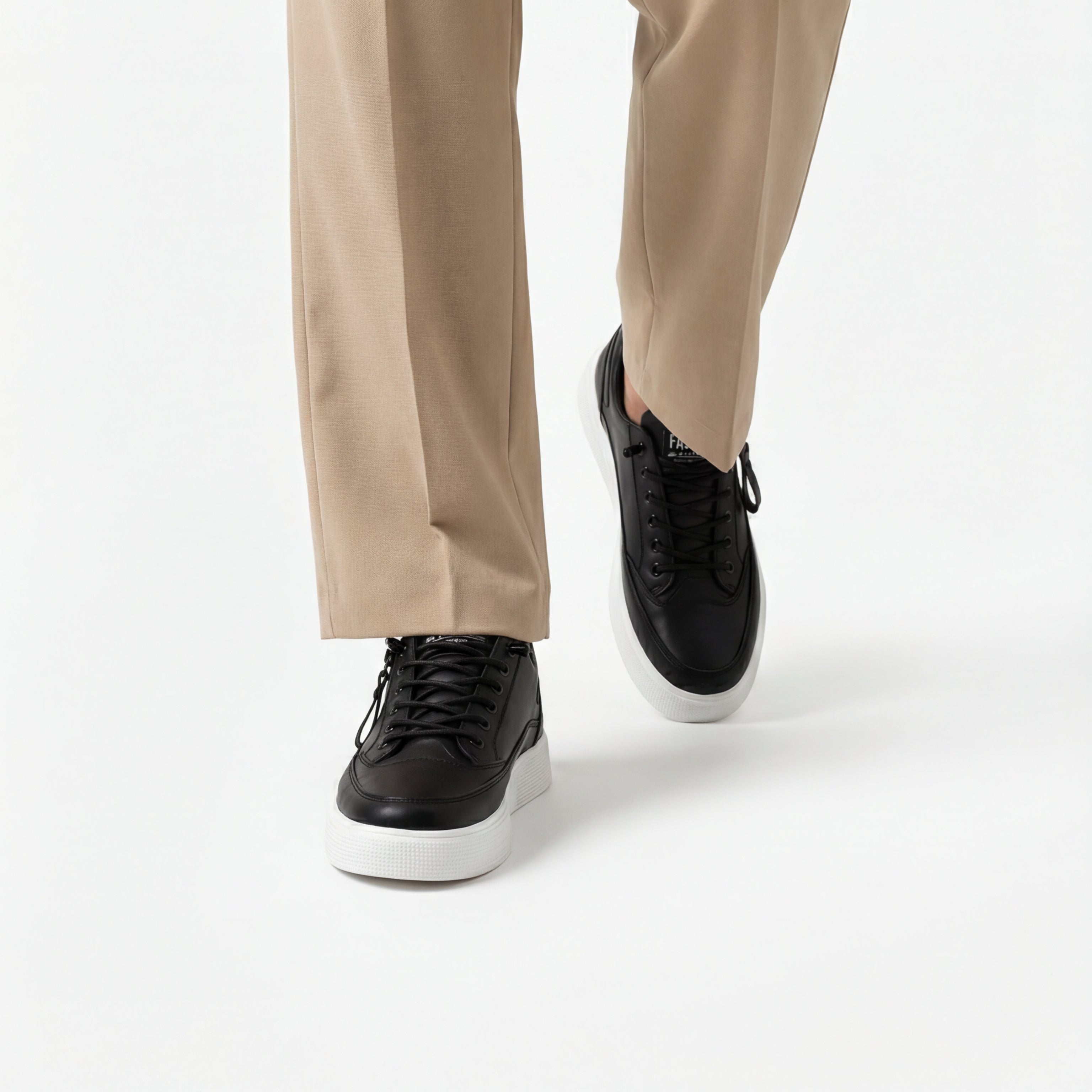 LUNDRA TURÍN | ZAPATILLAS DE PIEL